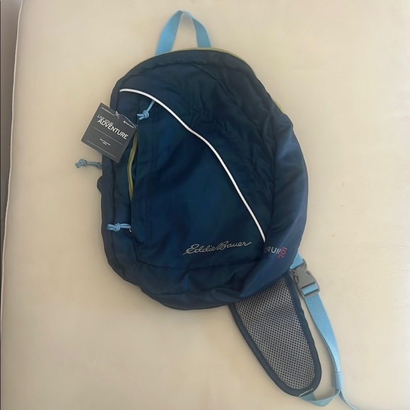 Eddie Bauer Navy Sling Backpack - Picture 1 of 7